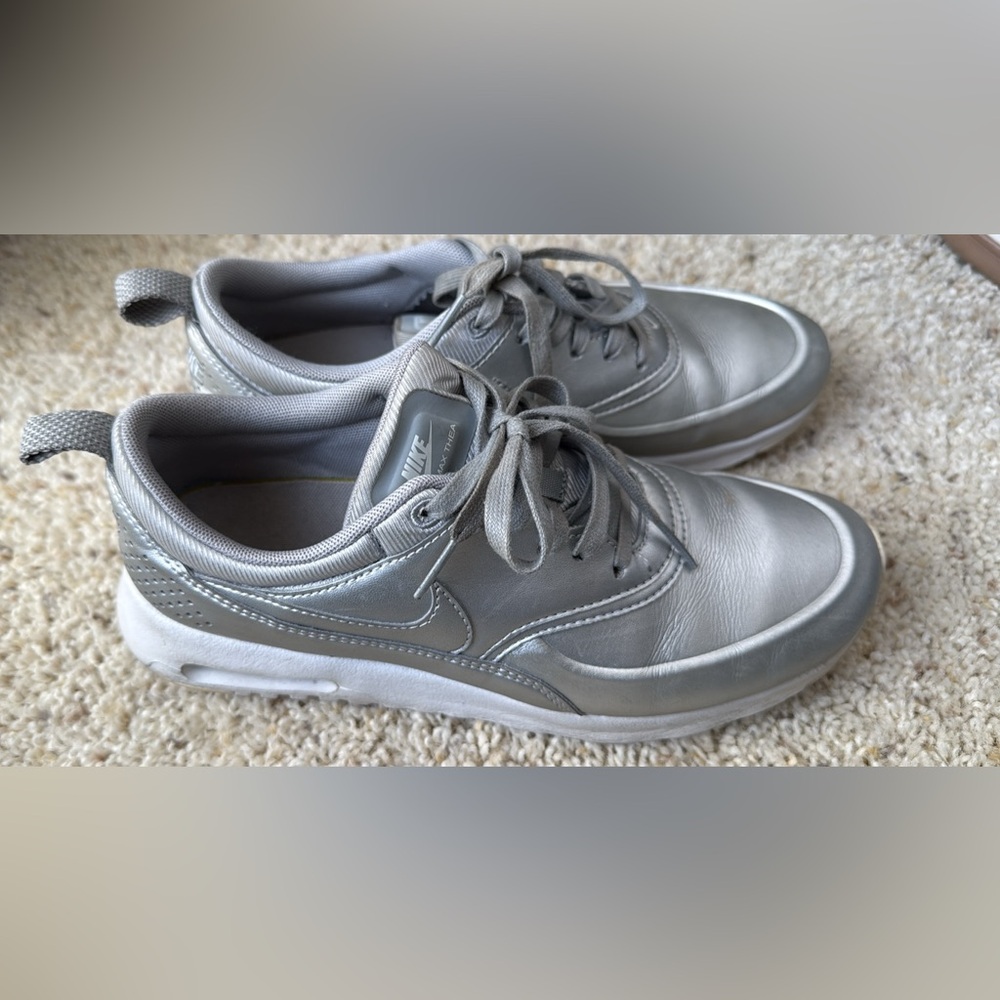 Nike Metallic Gray Air max Thea Sneakers size 8